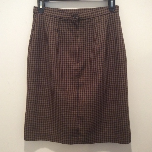 CLOSET CLEAR-OUT Plaid A-Line Skirt - Picture 4 of 4